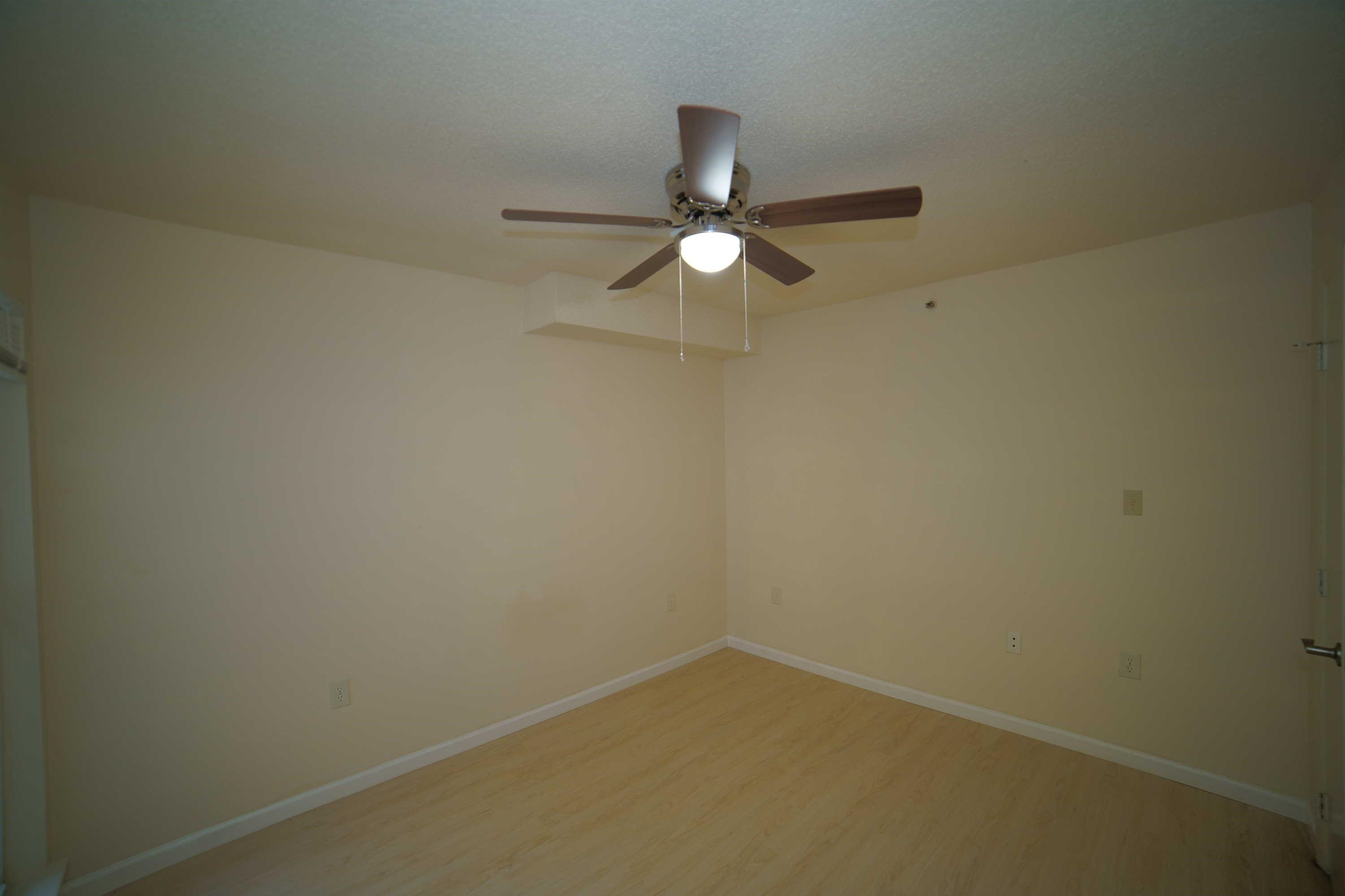1431 Collegiate Circle, Unit 301 Raleigh, NC 27606 - Photo 11 of 31 Photo 11