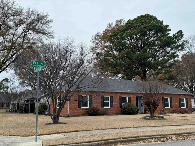 $274,900 | 1107 Ivy Road, Memphis, TN 38117