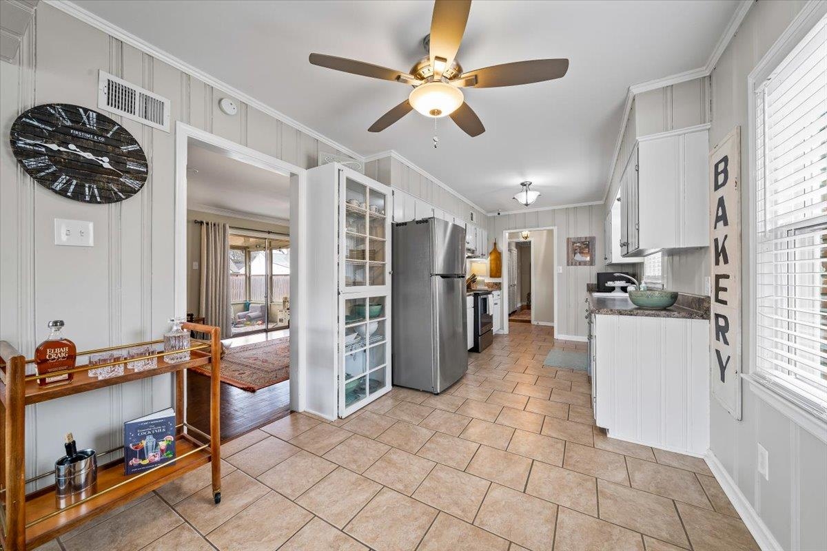 1107 Ivy Road Memphis, TN 38117 - Photo 4 of 35 Gallery Image 4