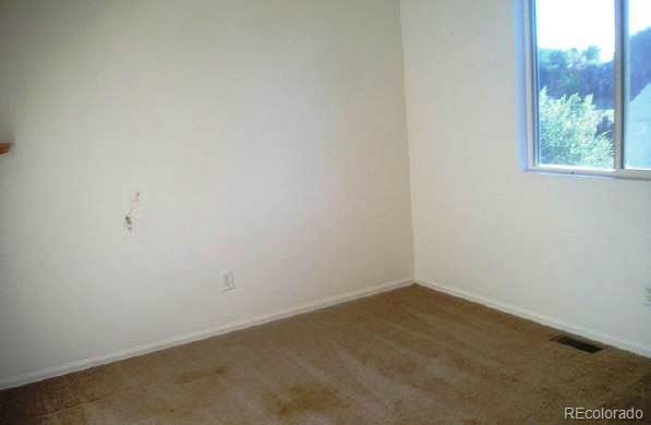 3813 Riverside Parkway Evans, CO 80620 - Photo 6 of 10 Gallery Image 6