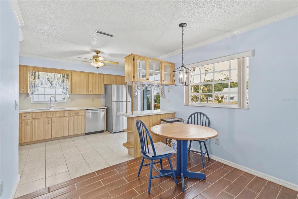 6643 Kelsey Lane, Unit 4B New Port Richey, FL 34653 - Photo 18 of 47
