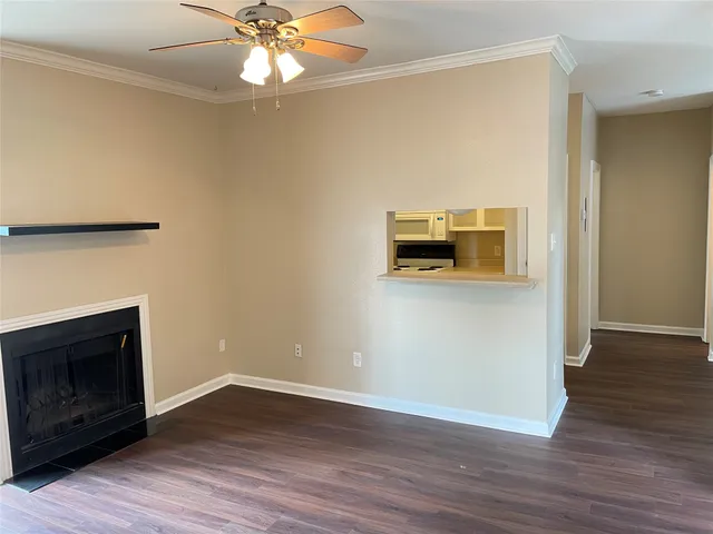 $1,175 | 12166 Metric Boulevard, Unit 104, Austin, TX 78758