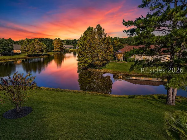 $540,000 | 30 Fenwick Drive, Bluffton, SC 29909
