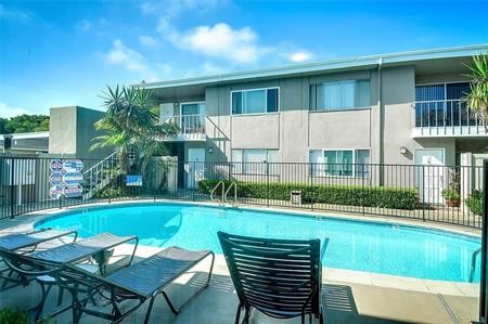 1184 Rutland Road, Unit 3 Newport Beach, CA 92660 - Photo 1 of 4 Pool outside the front door
