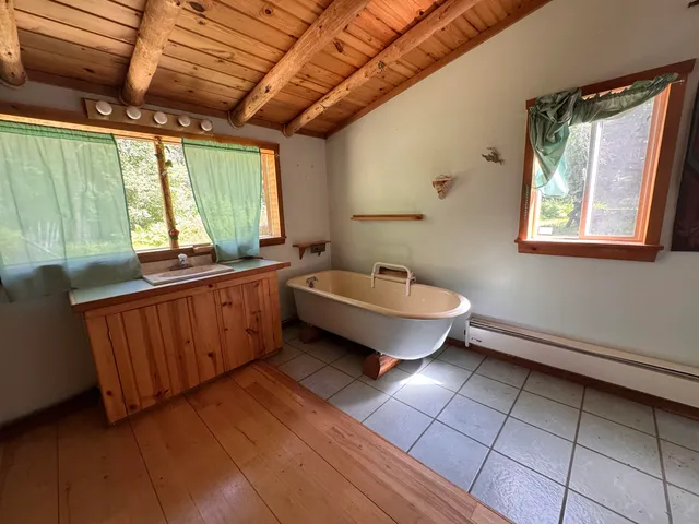 $395,000 | 221 Trask Pond Road, Newport, WA 99156