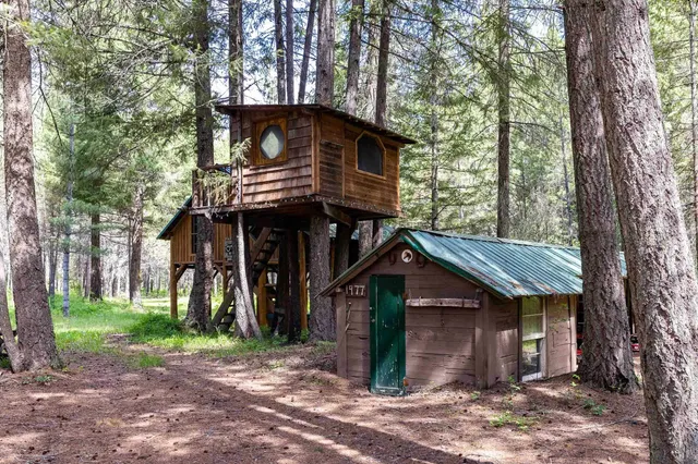 $395,000 | 221 Trask Pond Road, Newport, WA 99156