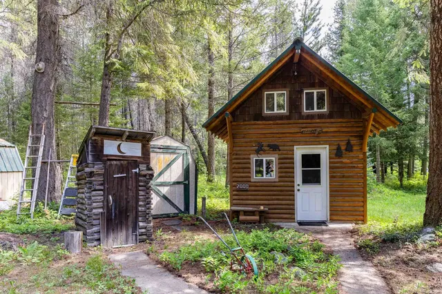 $395,000 | 221 Trask Pond Road, Newport, WA 99156