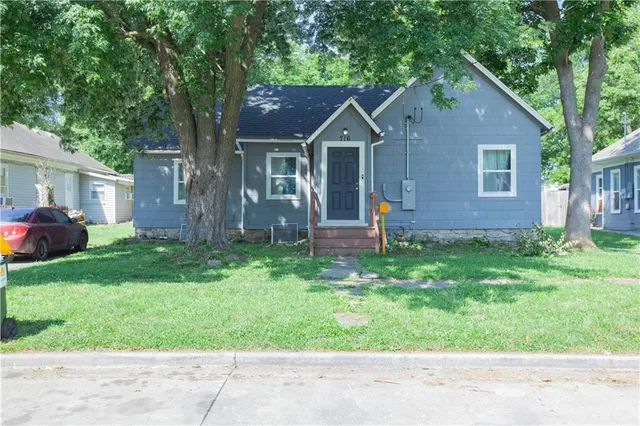 $145,000 | 716 10th Street, Osawatomie, KS 66064