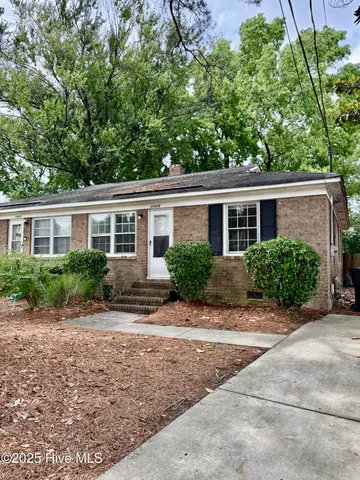 $1,200 | 2505 East 3rd Street, Unit B, Greenville, NC 27858