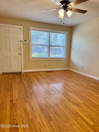$1,350 | 2505 East 3rd Street, Unit B, Greenville, NC 27858