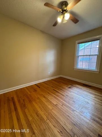 $1,200 | 2505 East 3rd Street, Unit B, Greenville, NC 27858