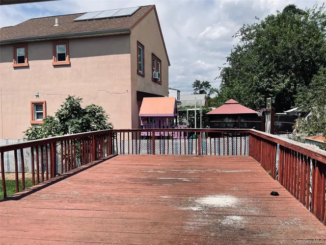 $3,400 | 276 Benson Avenue, Elmont, NY 11003