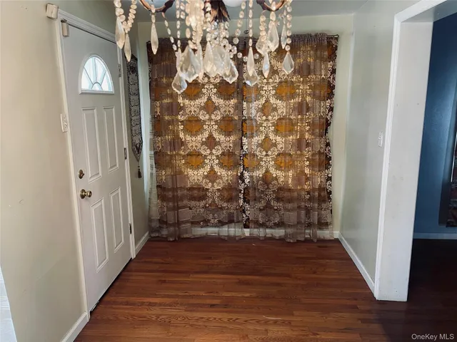 $3,400 | 276 Benson Avenue, Elmont, NY 11003