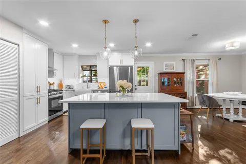 $555,000 | 11621 Tuscany Way, Dallas, TX 75218
