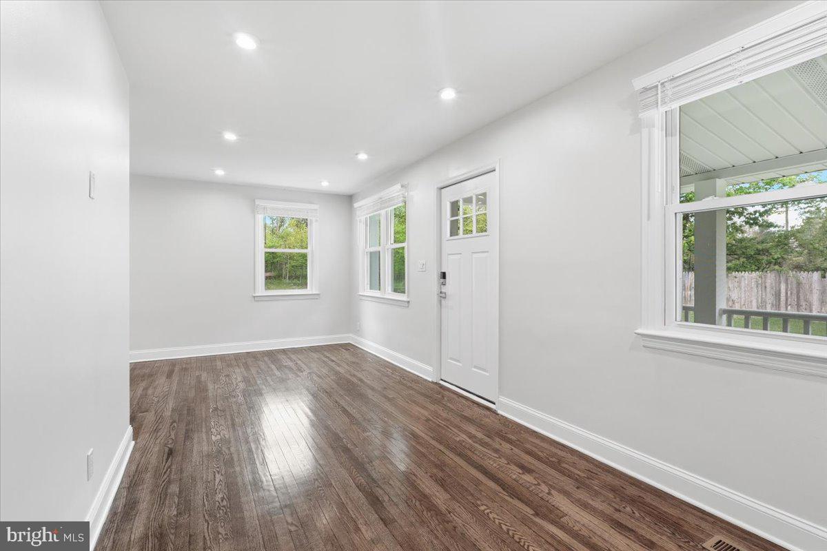 7237 Old Columbia Road Columbia, MD 21046 - Photo 17 of 39