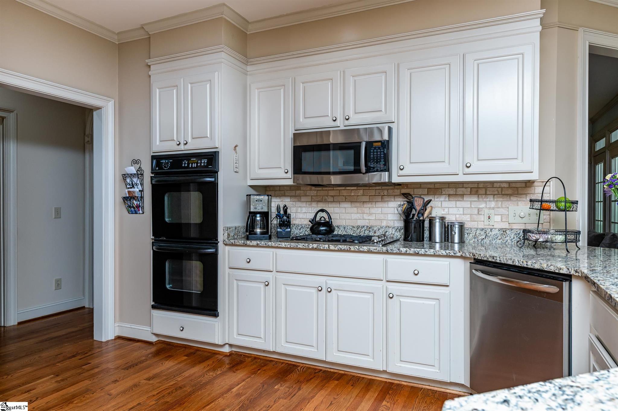 219 Sheffield Road Greer, SC 29651 - Photo 12 of 36