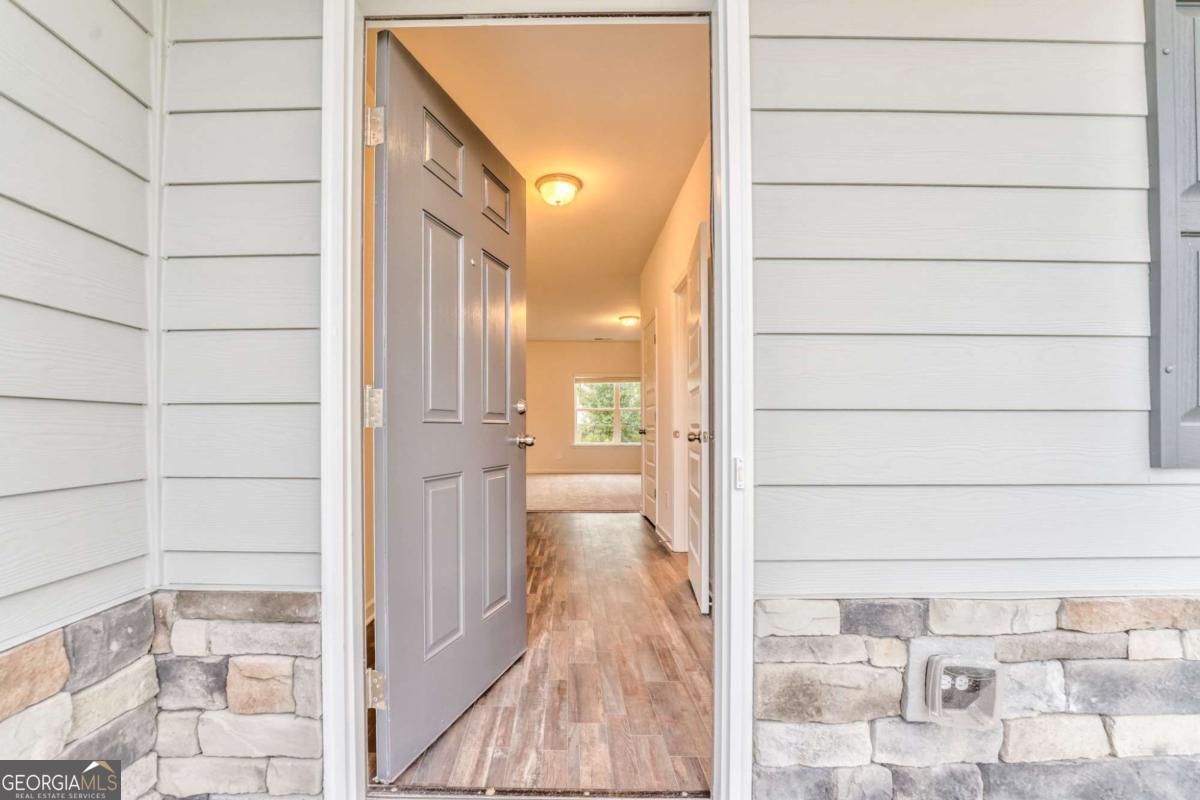 8 Majestic Oaks Way Northeast Rome, GA 30165 - Photo 2 of 25 a view of a bathroom