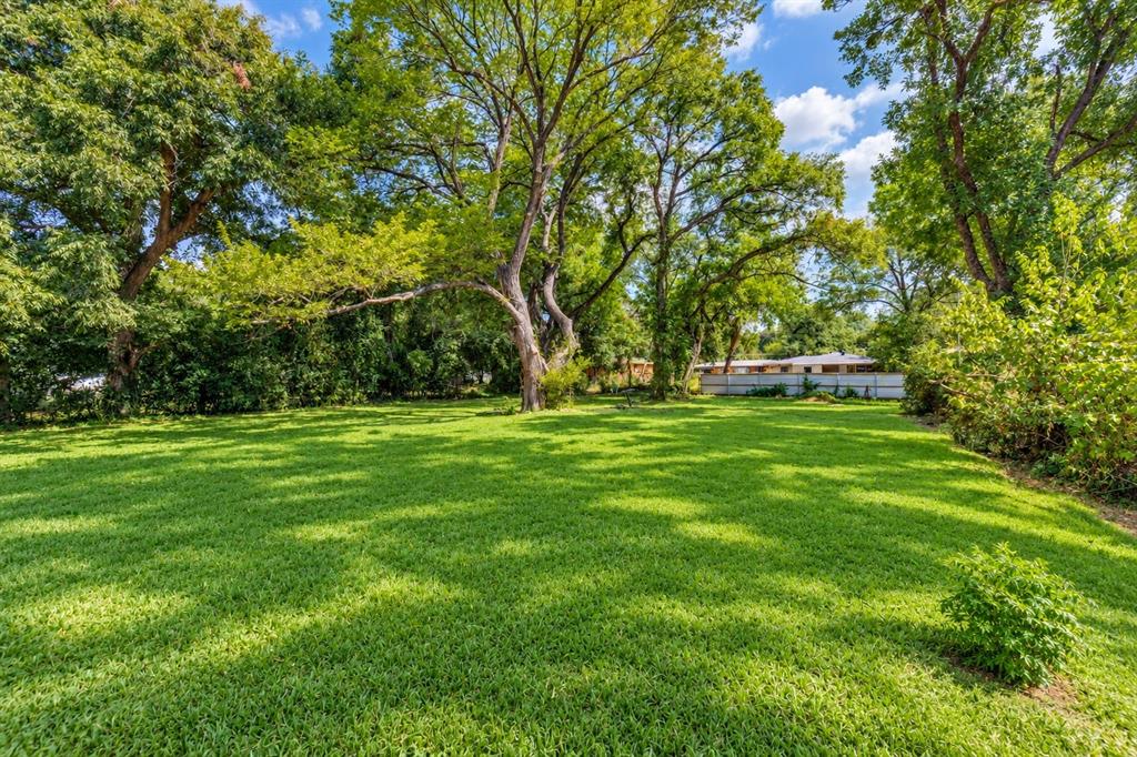 3014 Reed Lane Dallas, TX 75215 - Photo 5 of 18 Staged
