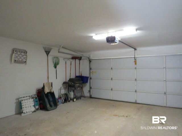 1801 South Bay Street Foley, AL 36535 - Photo 30 of 32 Garage