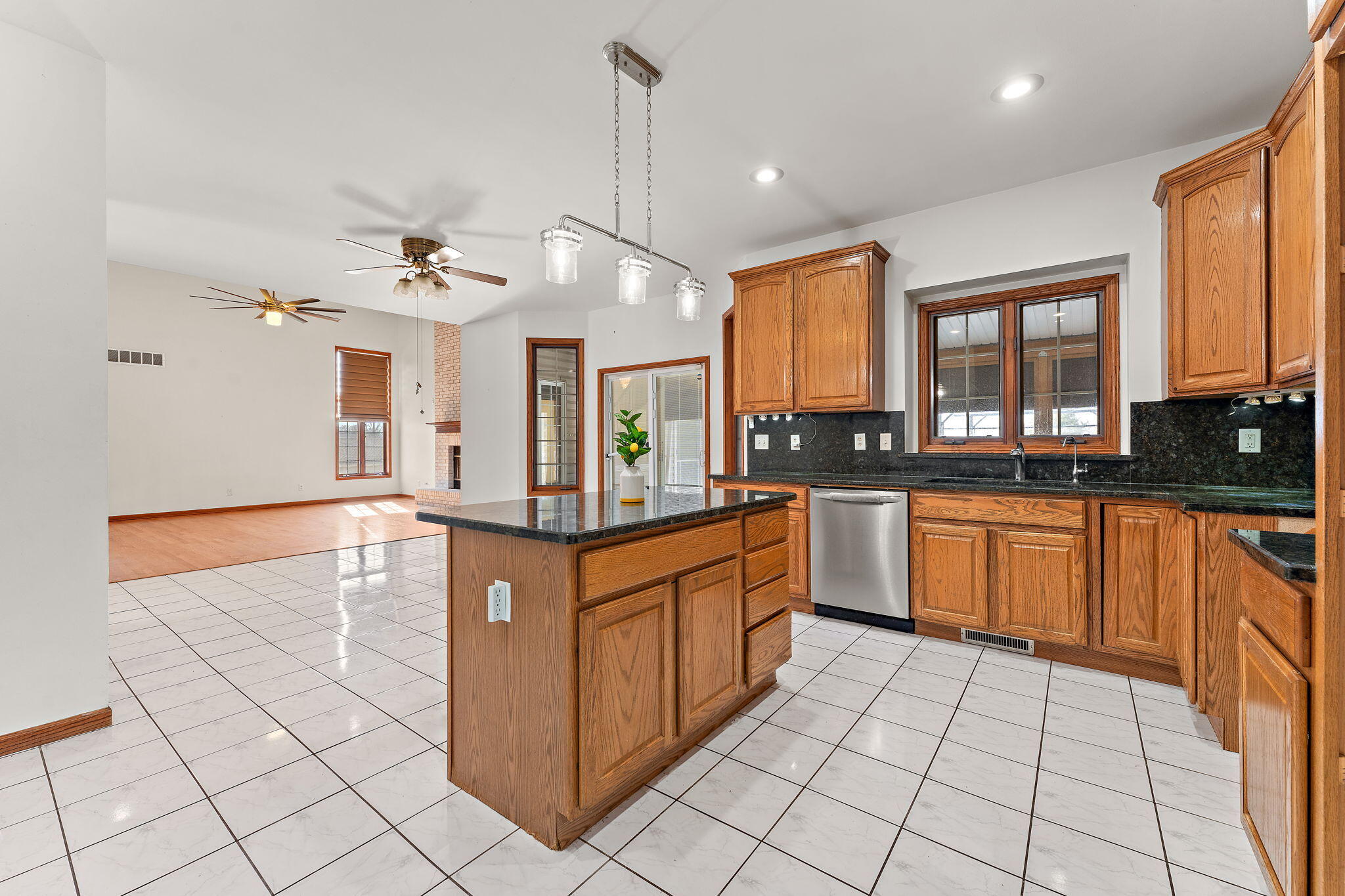 148 Timber Point Court Valparaiso, IN 46385 - Photo 17 of 42 2048x1365