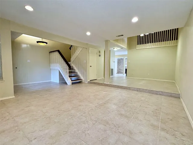 $2,145 | 11526 Village Pl Drive, Unit 67, Houston, TX 77077