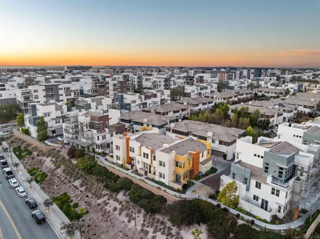 $615,000 | 2076 Tango Loop, Unit 2, Chula Vista, CA 91915