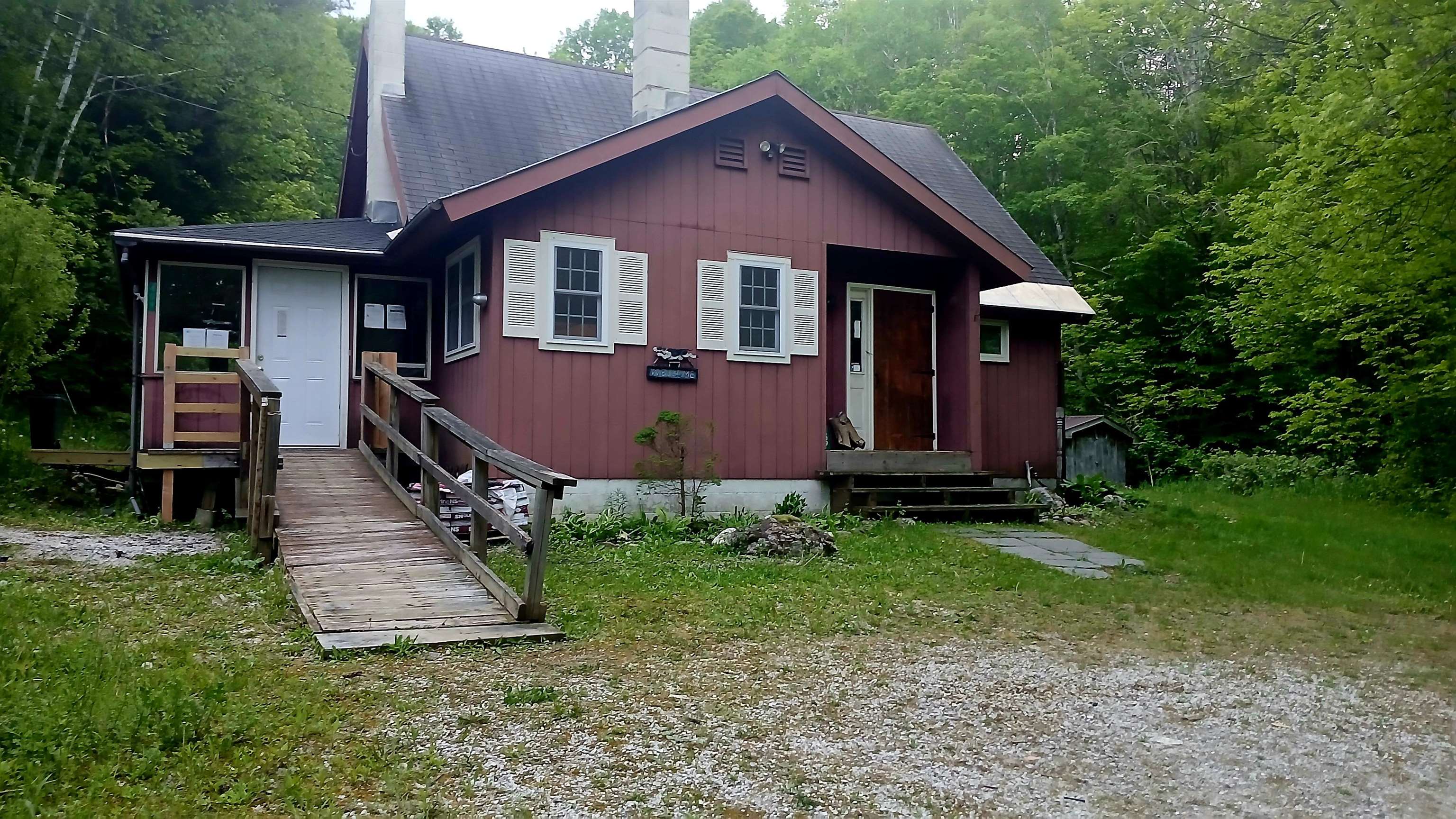 409 Jim Towne Road Danby, VT 05739 - Photo 4 of 27