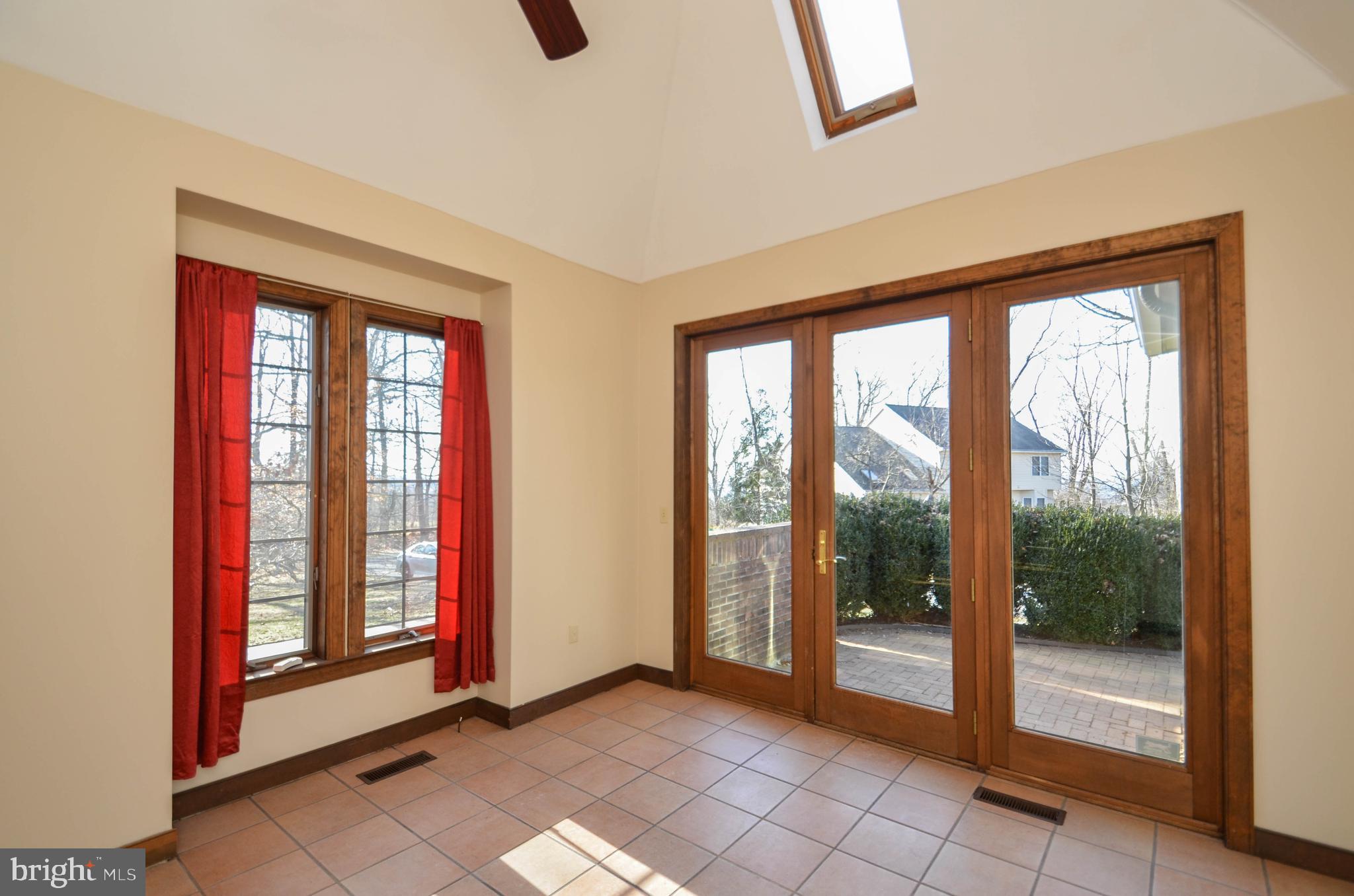830 Texas Road Easton, PA 18042 - Photo 12 of 46