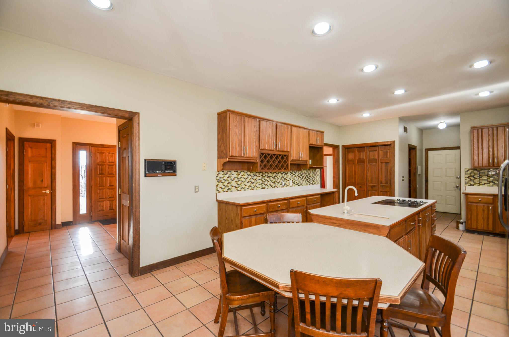 830 Texas Road Easton, PA 18042 - Photo 15 of 46