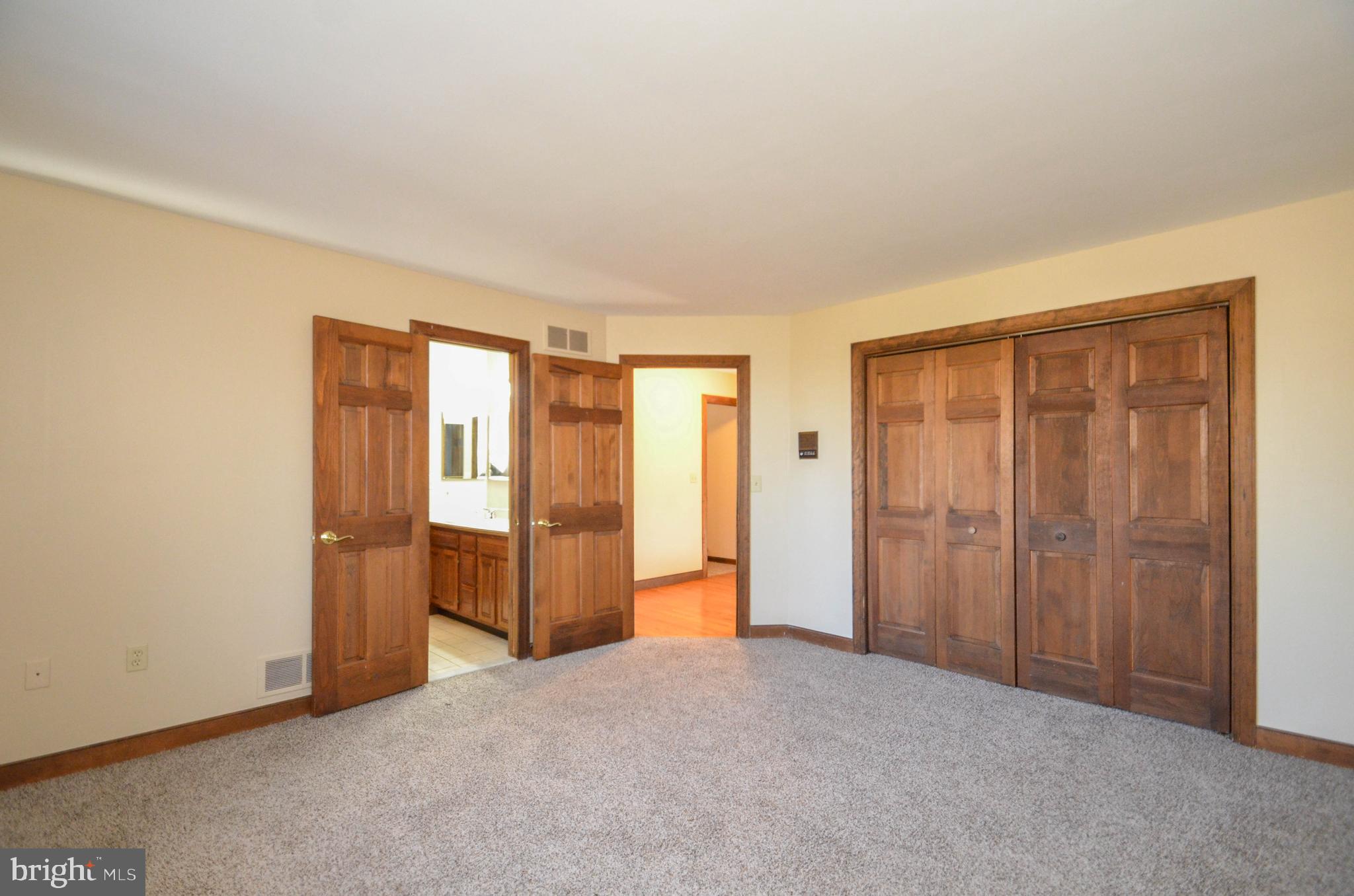 830 Texas Road Easton, PA 18042 - Photo 28 of 46