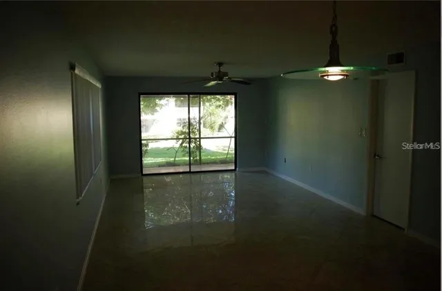 a view of empty room with window
