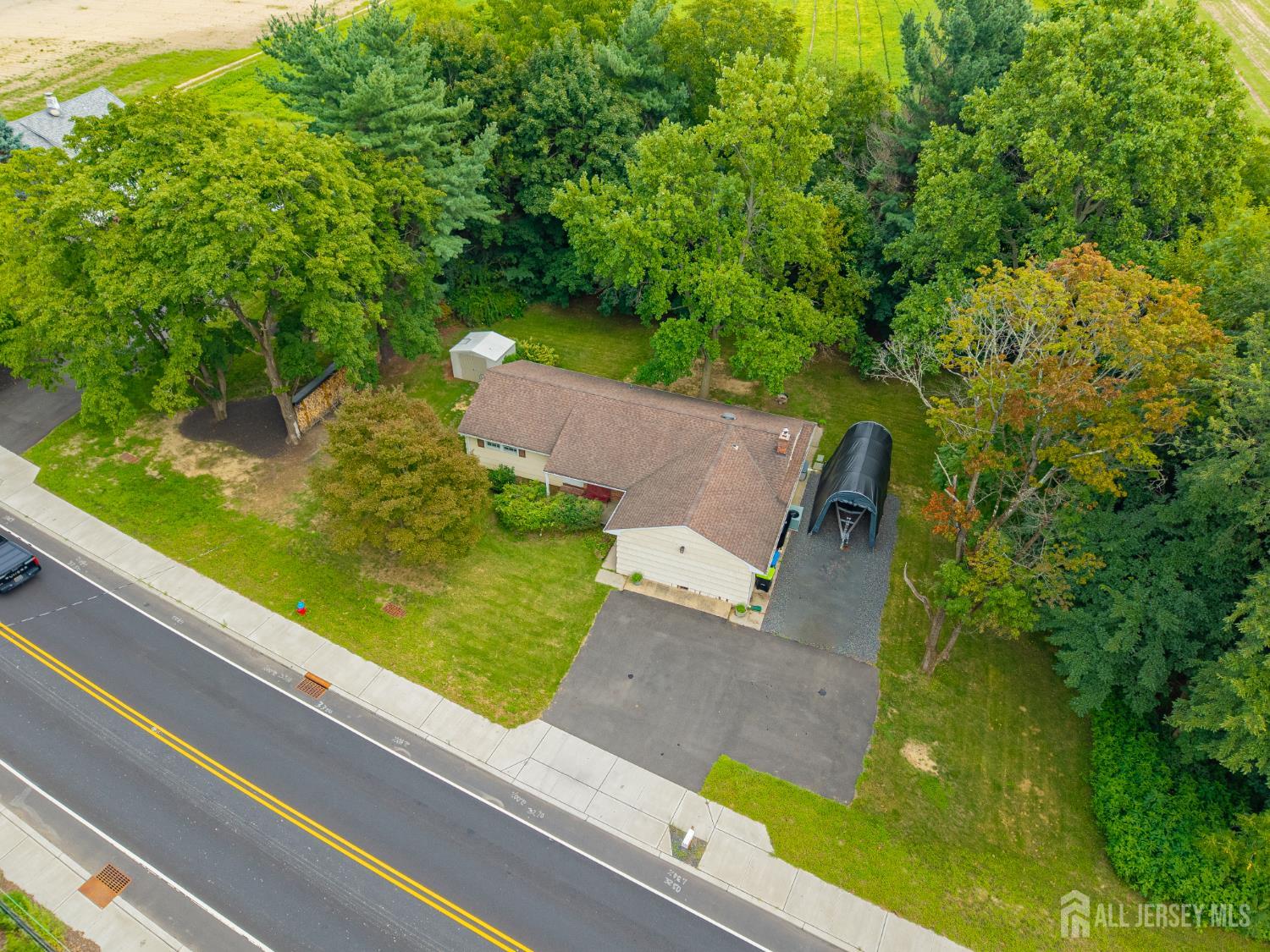 129 Cottrell Road Old Bridge, NJ 07747 - Photo 21 of 31 Gallery Image 21