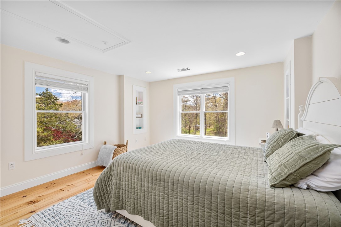 900 S Road East Greenwich, RI 02818 - Photo 34 of 45