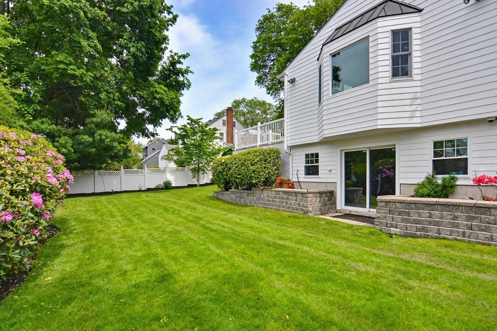 81 Brettwood Road Belmont, MA 02478 - Photo 26 of 31