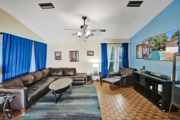 $635,000 | 43 Birch Drive, Cooper City, FL 33026