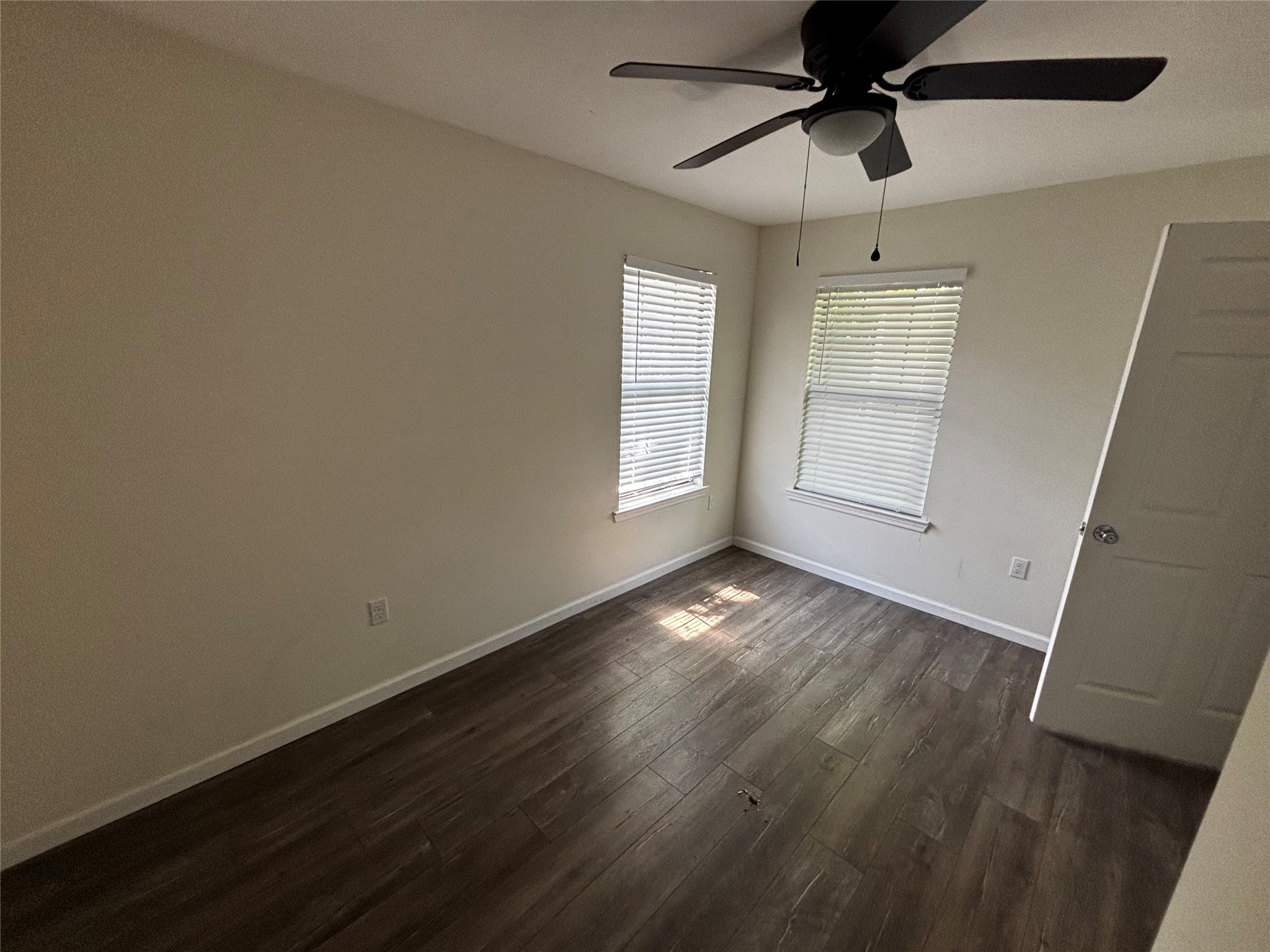 403 Delmar Avenue Austin, TX 78752 - Photo 11 of 20