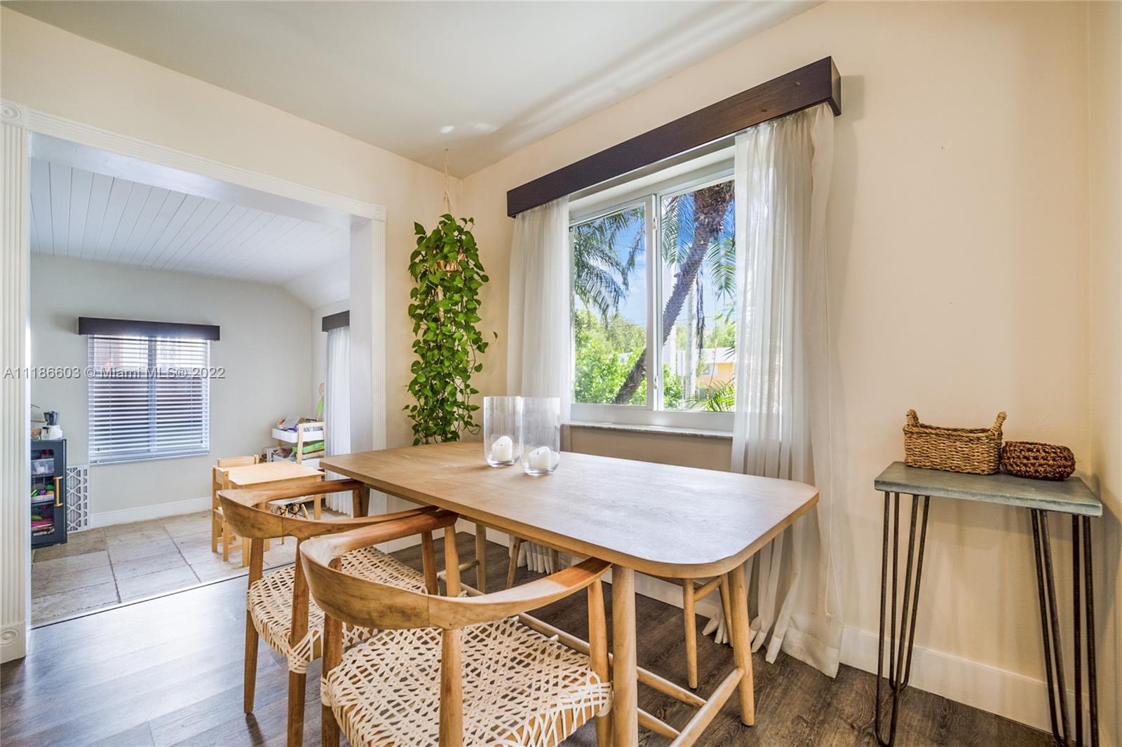 256 Southwest 30th Road Miami, FL 33129 - Photo 4 of 17 a dining room with furniture and window