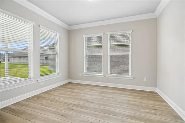 $2,700 | 8862 Lyndanne Drive, Denham Springs, LA 70726