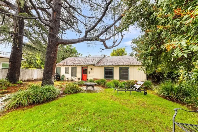 $2,850 | 4949 Strohm Avenue, North Hollywood, CA 91601