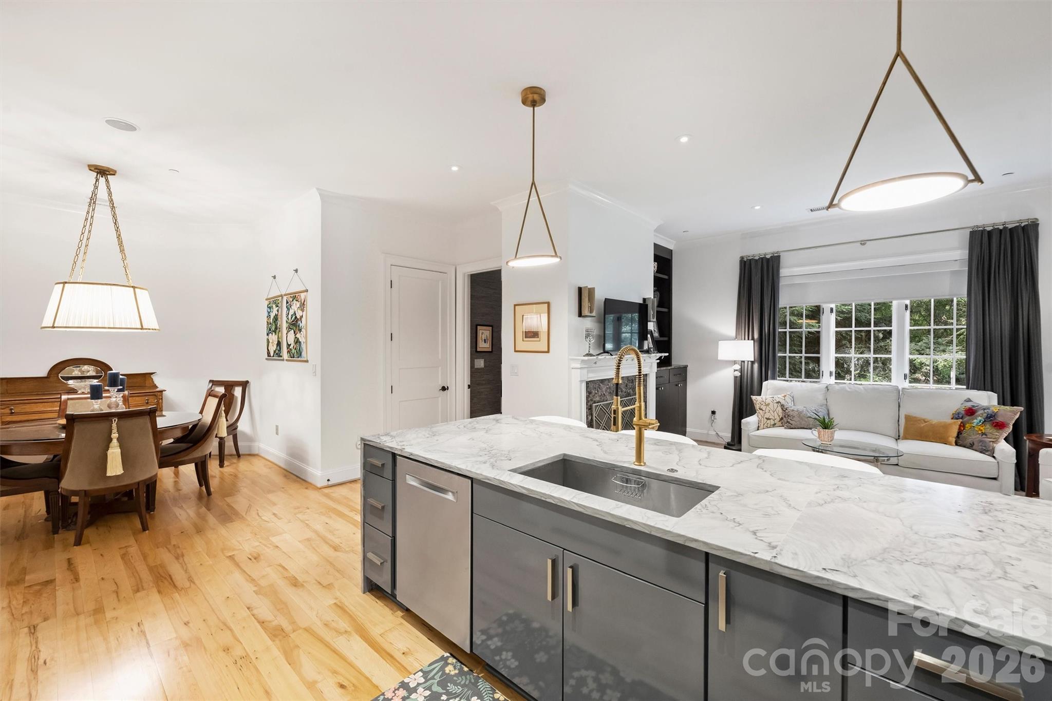 241 Queens Road Charlotte, NC 28204 - Photo 18 of 48