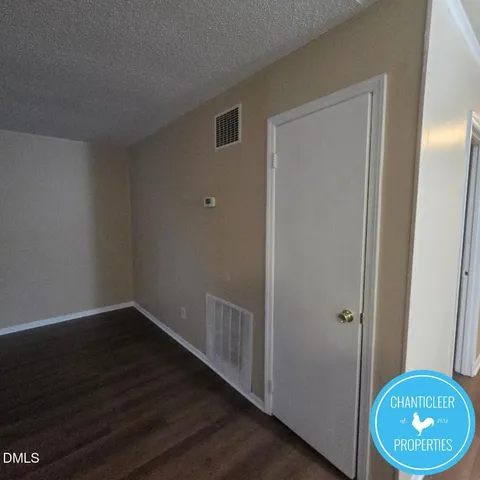 $895 | 115 Florence Street, Unit 2, Graham, NC 27253