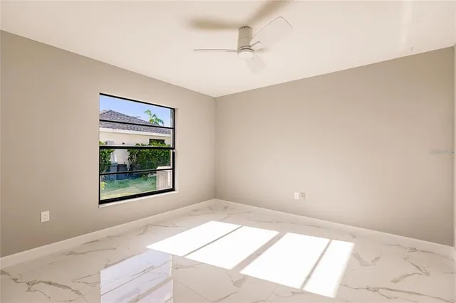 $3,250 | 904 South Doral Lane, Venice, FL 34293