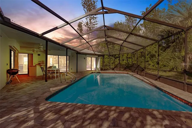 $3,250 | 904 South Doral Lane, Venice, FL 34293