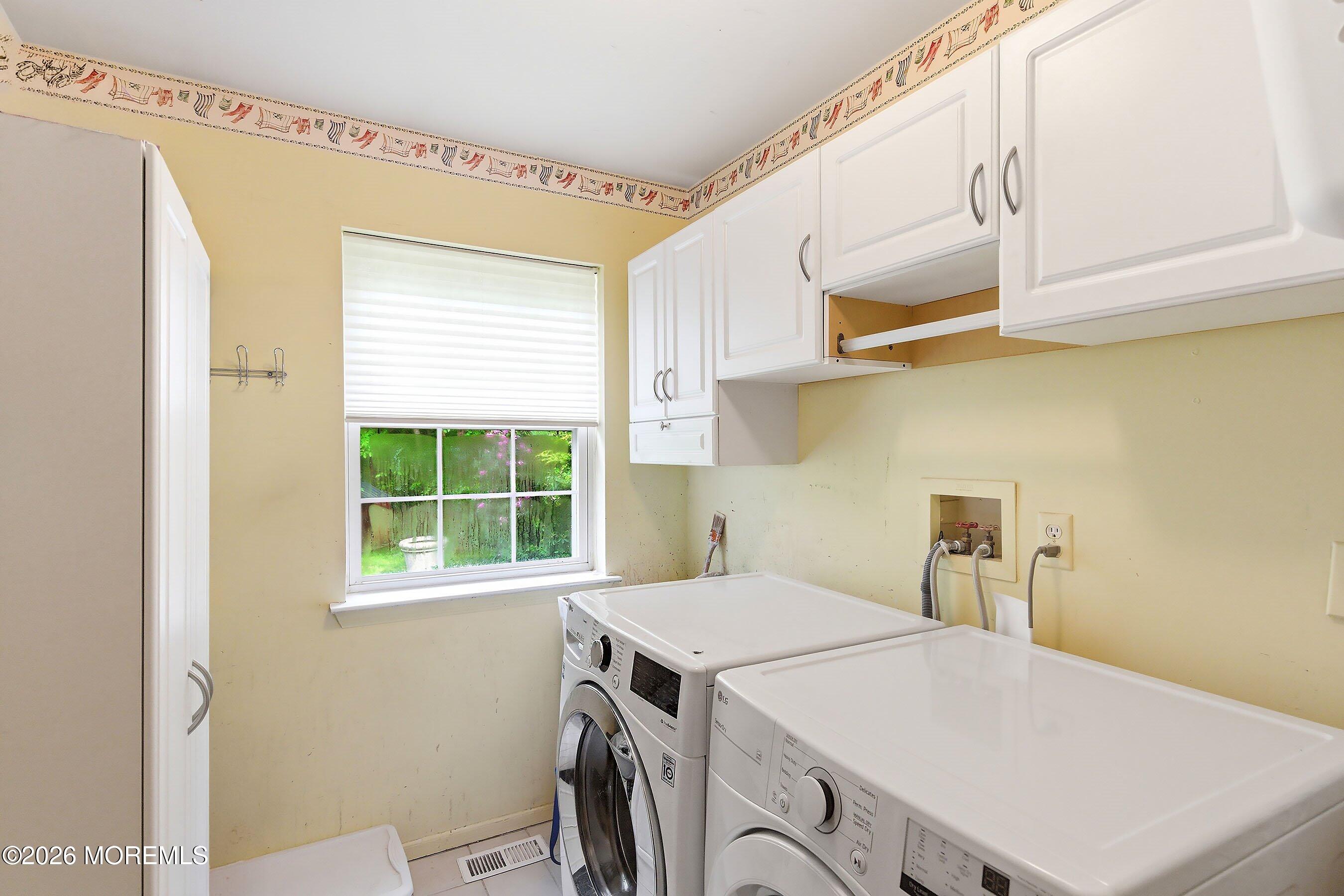 3 Arrowhead Circle Jackson, NJ 08527 - Photo 10 of 25 11-Laundry
