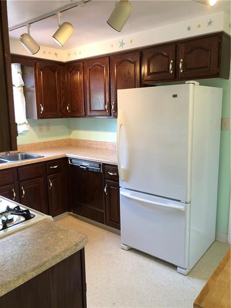 3852 Edge Road Pittsburgh, PA 15227 - Photo 14 of 23 Gallery Image 14