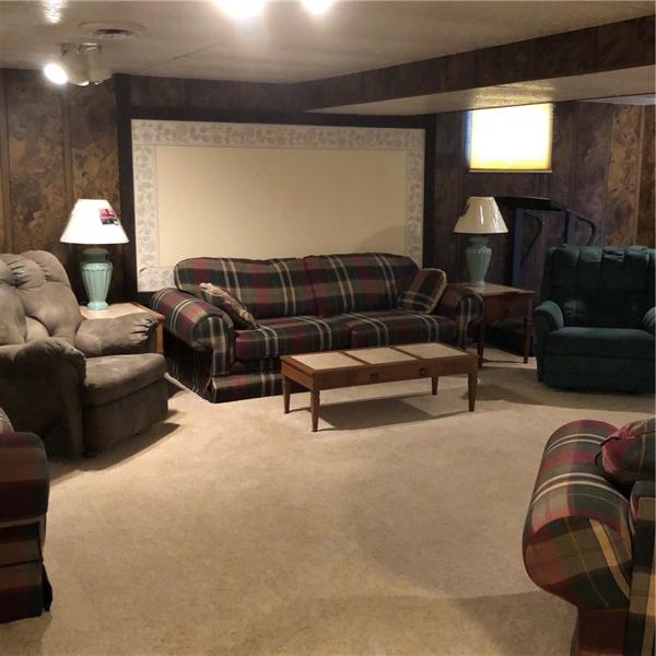 3852 Edge Road Pittsburgh, PA 15227 - Photo 17 of 23 Gallery Image 17
