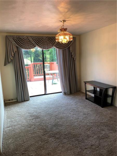 3852 Edge Road Pittsburgh, PA 15227 - Photo 6 of 23 Gallery Image 6