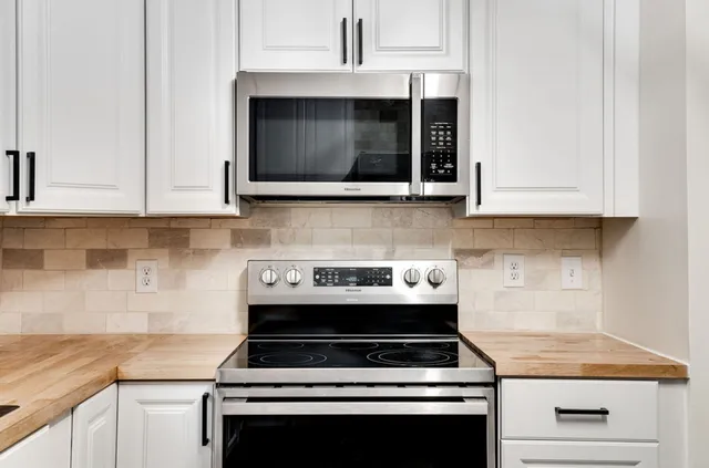 $1,800 | 501 Green Acres Drive, Columbia, TN 38401