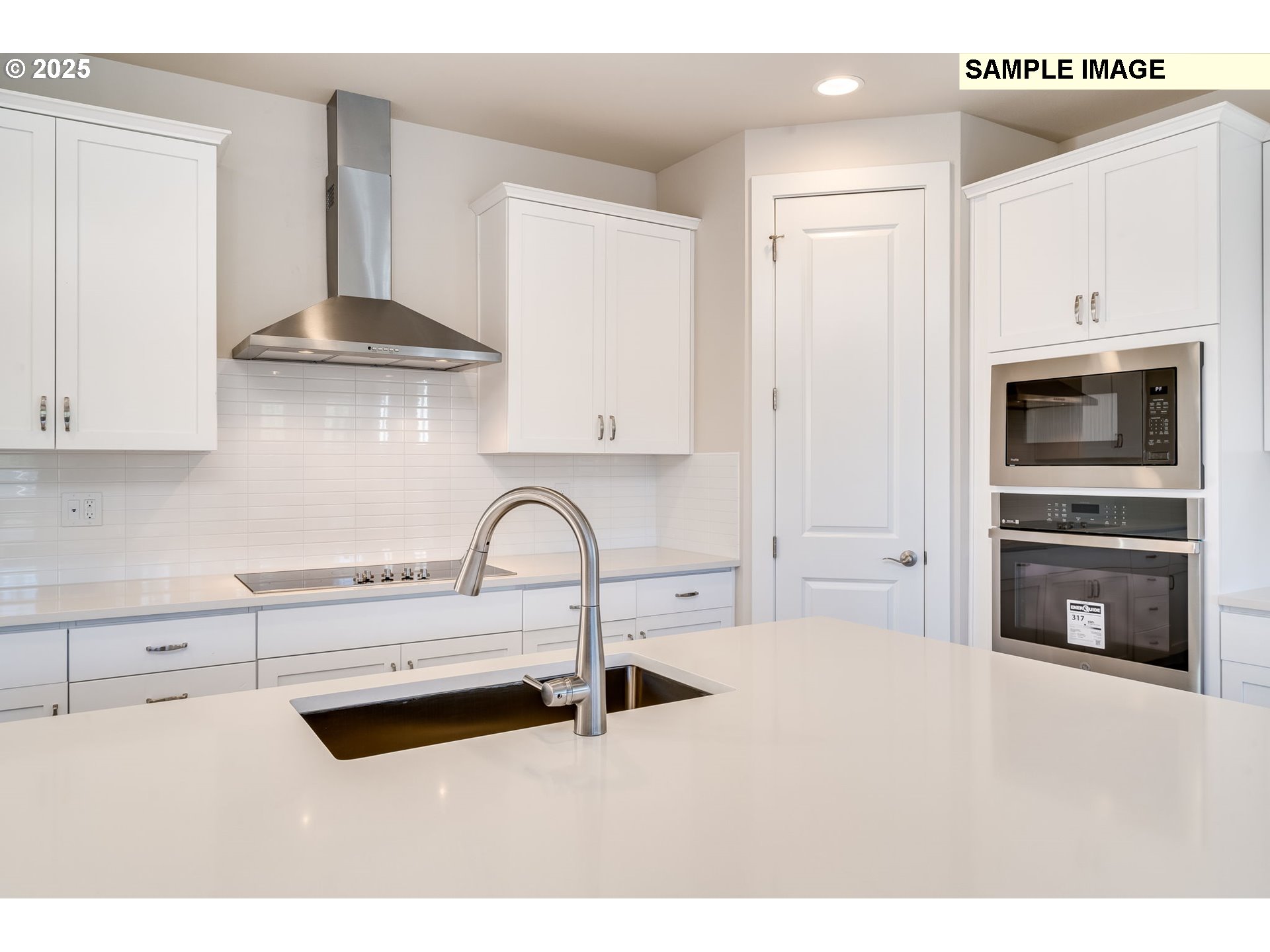 2178 Northeast Ridge Run Lane Estacada, OR 97023 - Photo 11 of 26 Gallery Image 11
