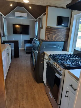 a view of entryway and hall